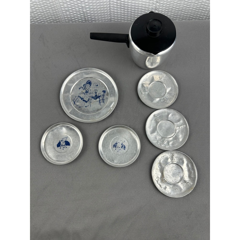 VTG Aluminum Childrens Tea Set Plates Litho Graphics Toy Dishes Coffee Pot Lot‎